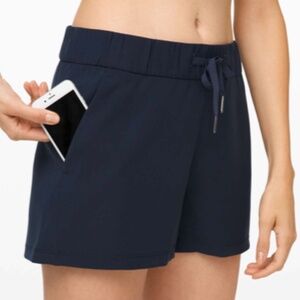 LULULEMON On the Fly Shorts